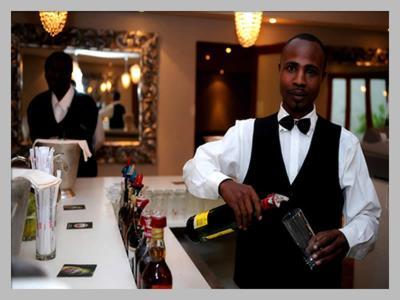 Ilanga Estate Hotel Bloemfontein Buitenkant foto